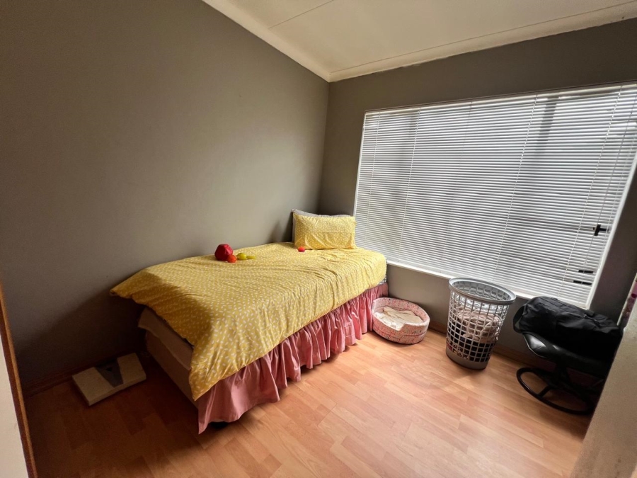 5 Bedroom Property for Sale in Blomanda Free State